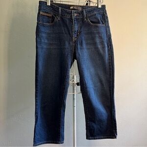Levi Strauss denim capris, Sz 28. Preowned. EUC.
